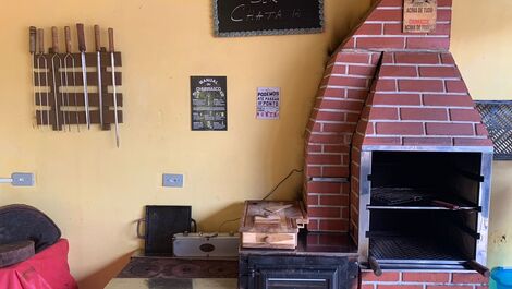 Casa com piscina hidromassagem e prainha - Itanhaém