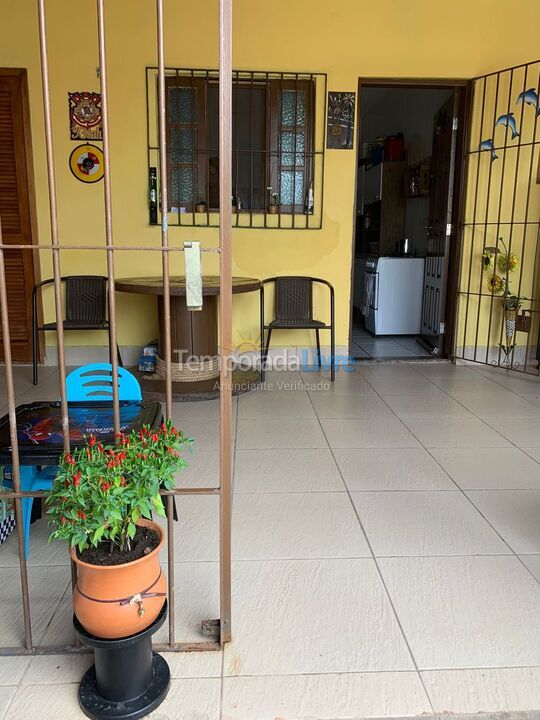 Casa para aluguel de temporada em Itanhaém (Nova Itanhaem)