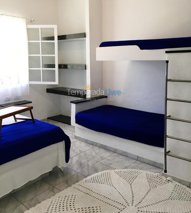 Casa para alquiler de vacaciones em Ubatuba (Praia das Toninhas)