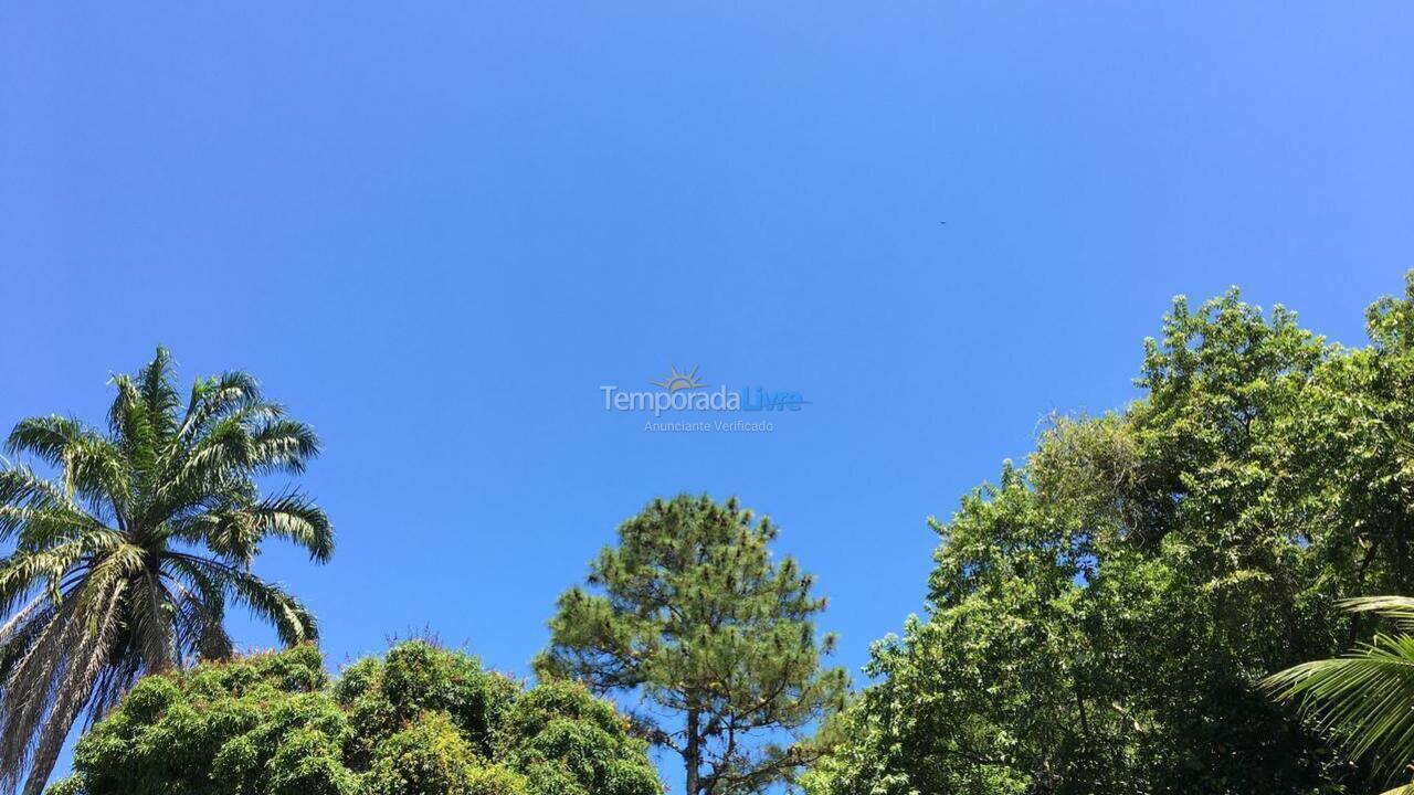 Casa para alquiler de vacaciones em Ubatuba (Praia das Toninhas)