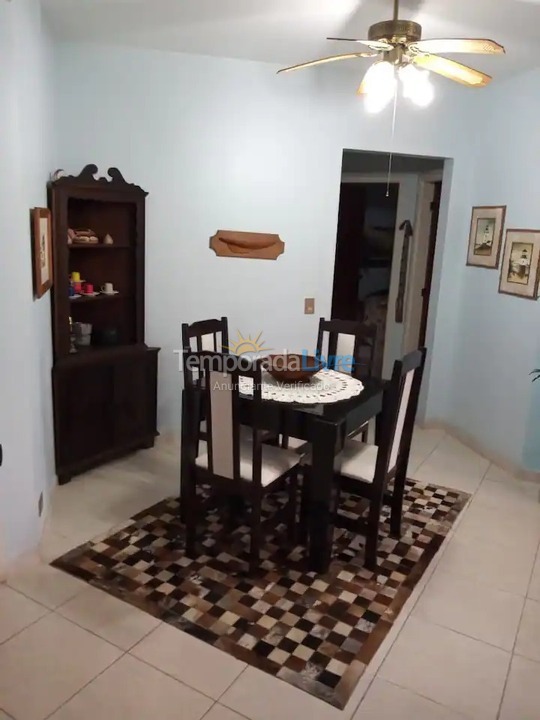 Apartamento para aluguel de temporada em Guarujá (Enseada)