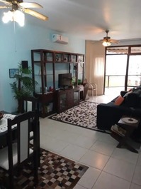 APARTAMENTO 10 PESSOAS 300 M DA PRAIA COM WIFI - GUARUJÁ ENSEADA