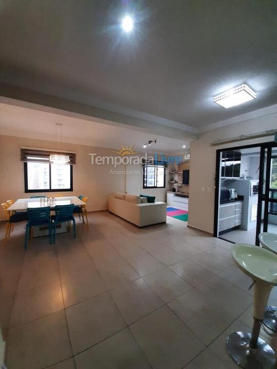 Apartment for vacation rental in Guarujá (Pitangueiras)
