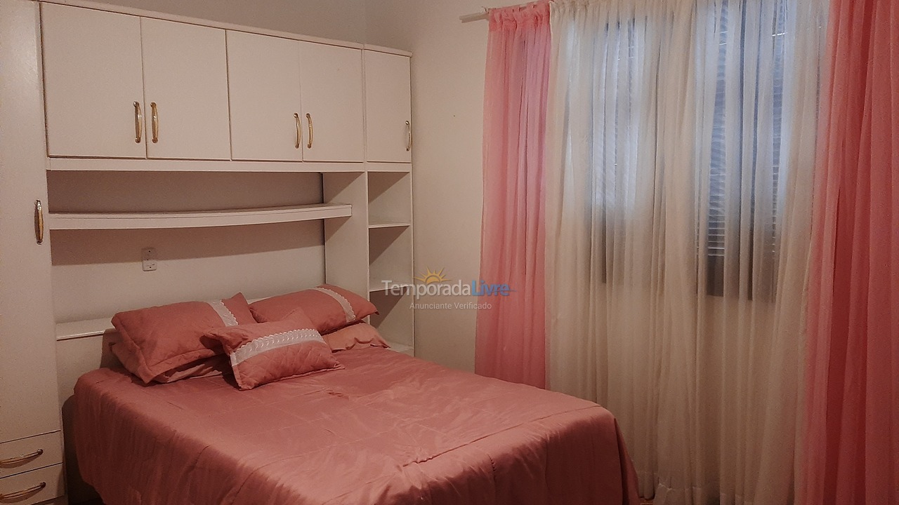 Casa para alquiler de vacaciones em Balneário Piçarras (Piçarras)