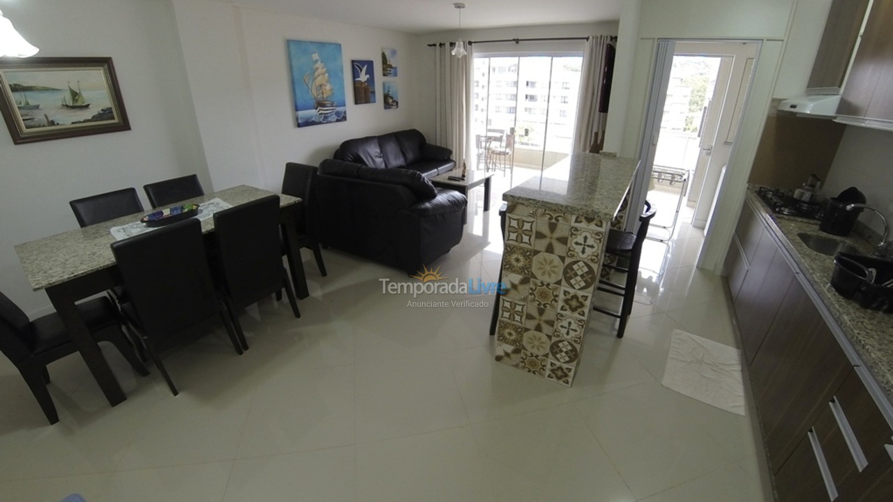 Apartment for vacation rental in Bombinhas (Praia de Bombas)
