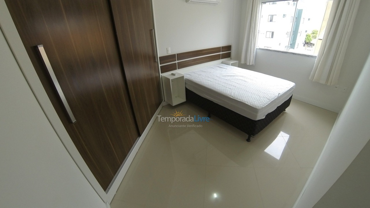 Apartment for vacation rental in Bombinhas (Praia de Bombas)