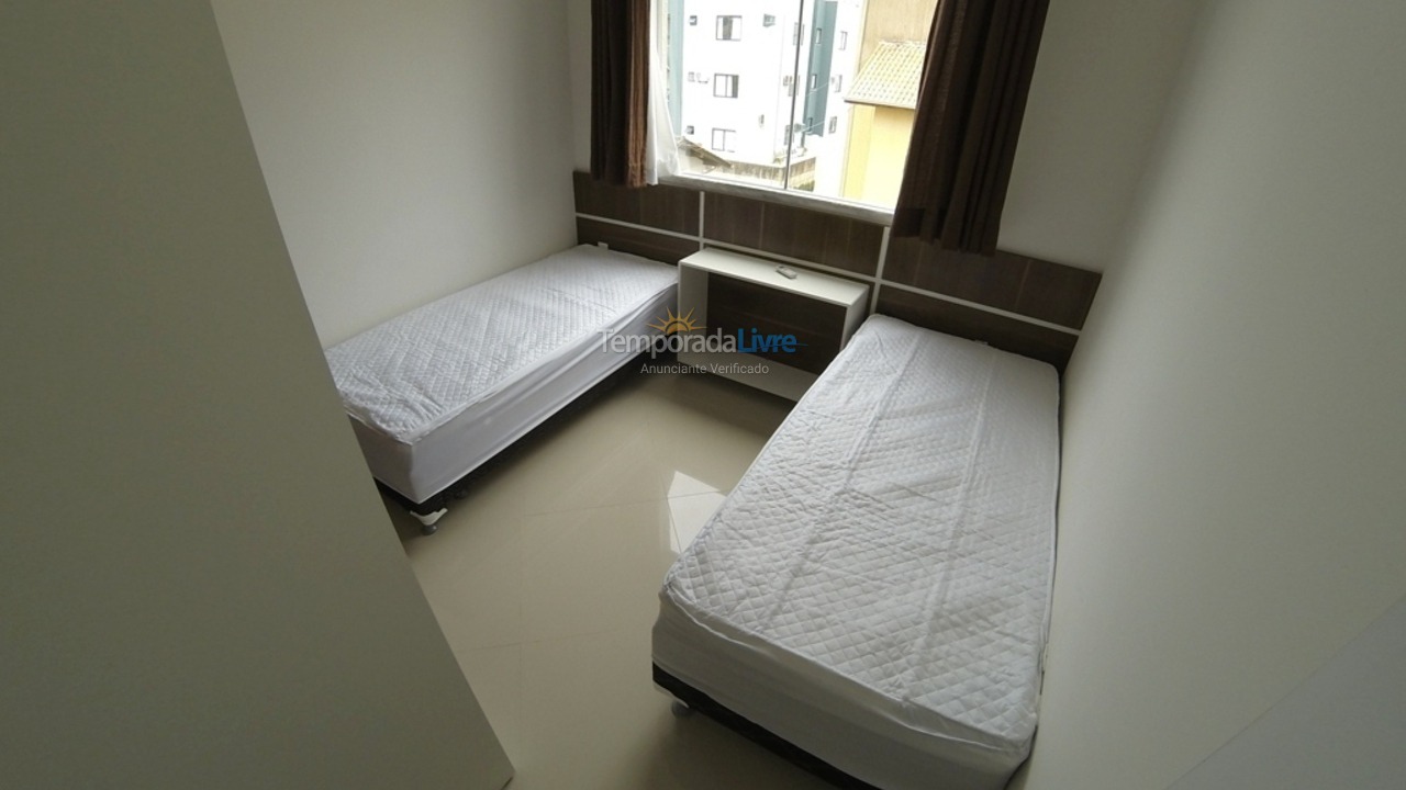 Apartment for vacation rental in Bombinhas (Praia de Bombas)