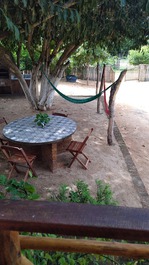 Casa de praia rústica com conforto e excelente localização