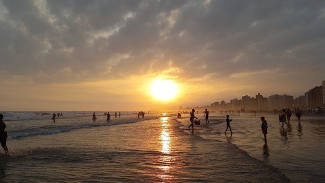 Por do sol em frente ao apartamento 