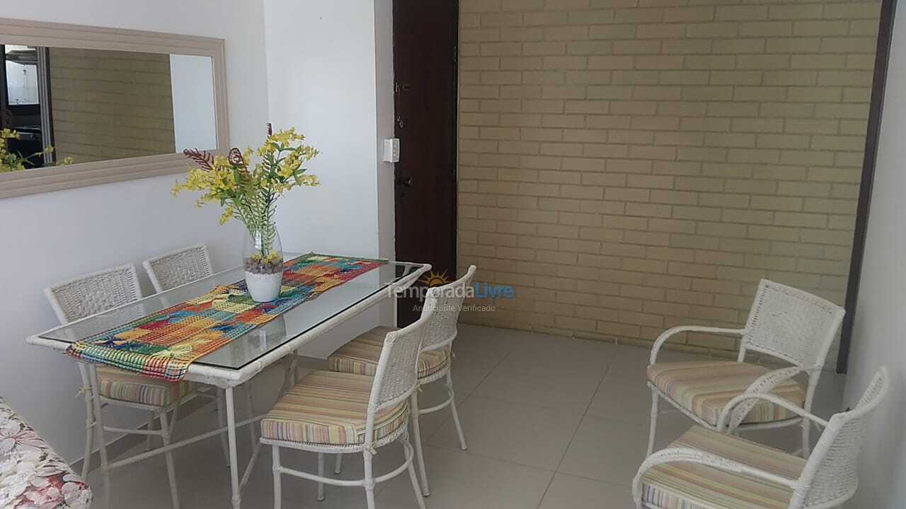 Apartamento para aluguel de temporada em Cabo Frio (Algodoal)