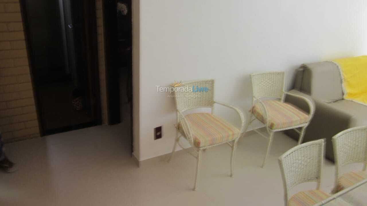 Apartamento para aluguel de temporada em Cabo Frio (Algodoal)