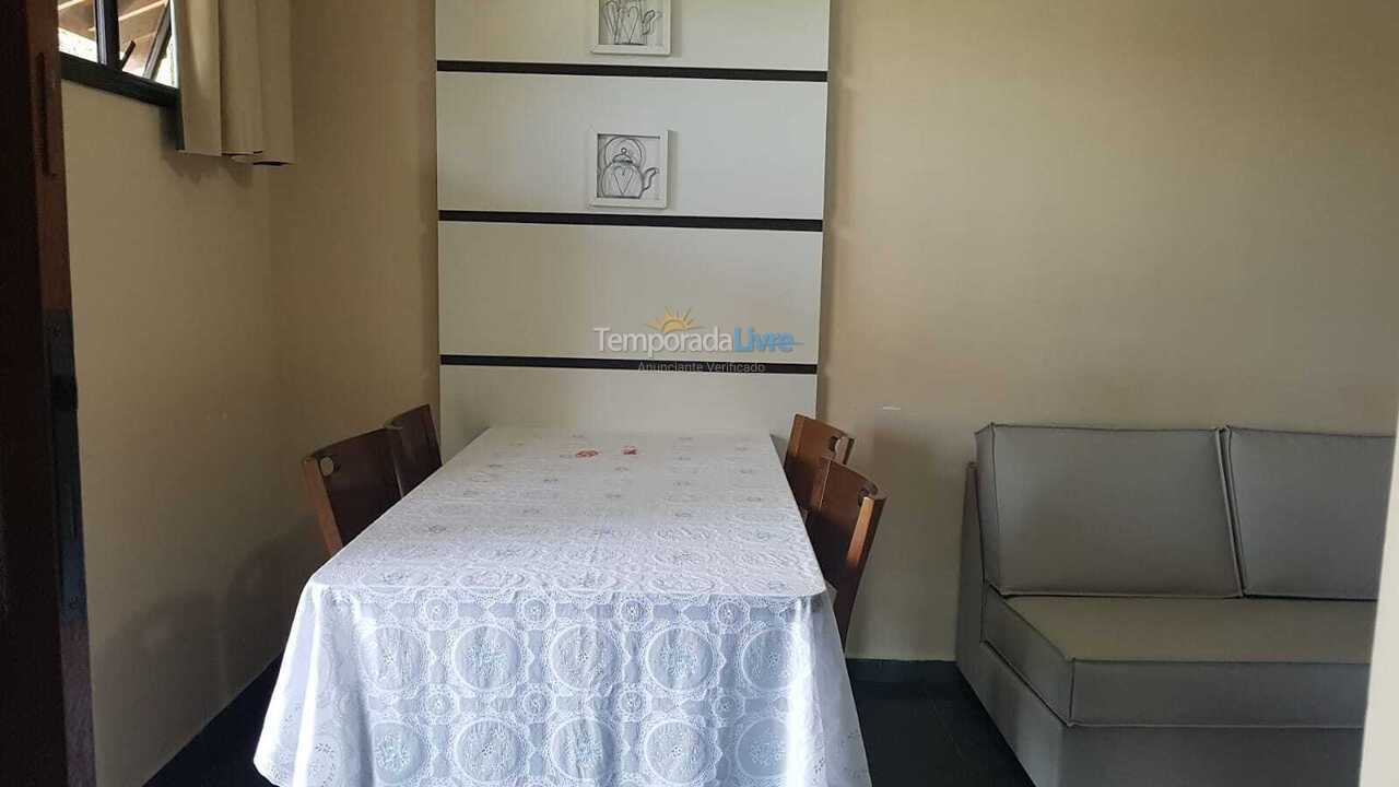 Apartment for vacation rental in Ubatuba (Praia das Toninhas)