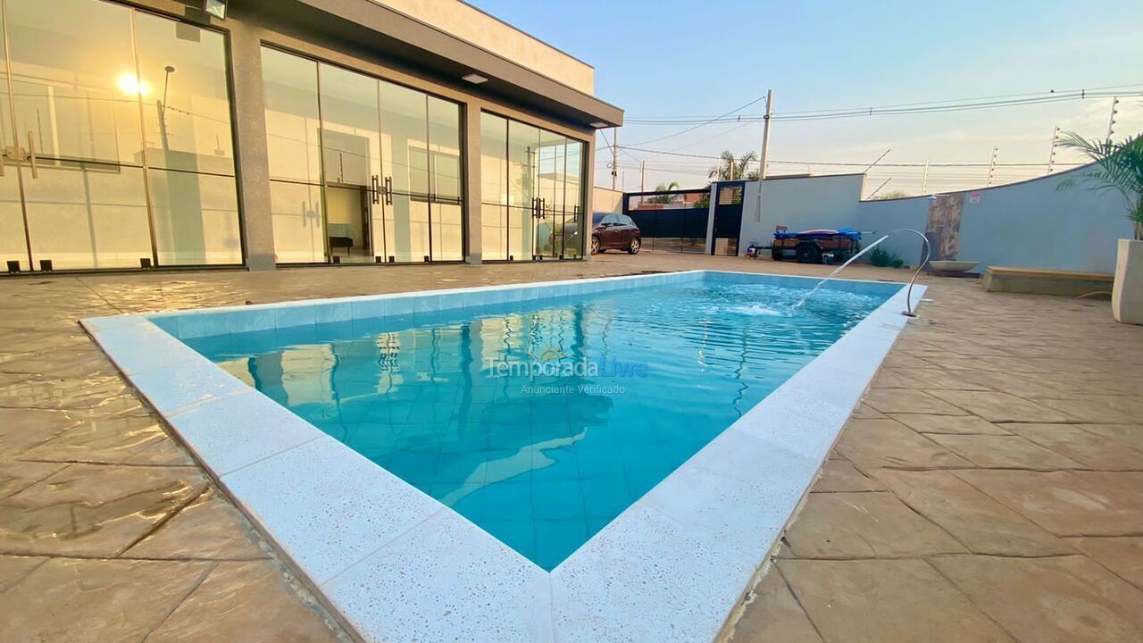 House for vacation rental in Olímpia (Jardin Residencial Parque Vila Lobos)