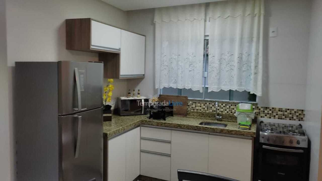 Casa para aluguel de temporada em Bombinhas (Canto Grande)