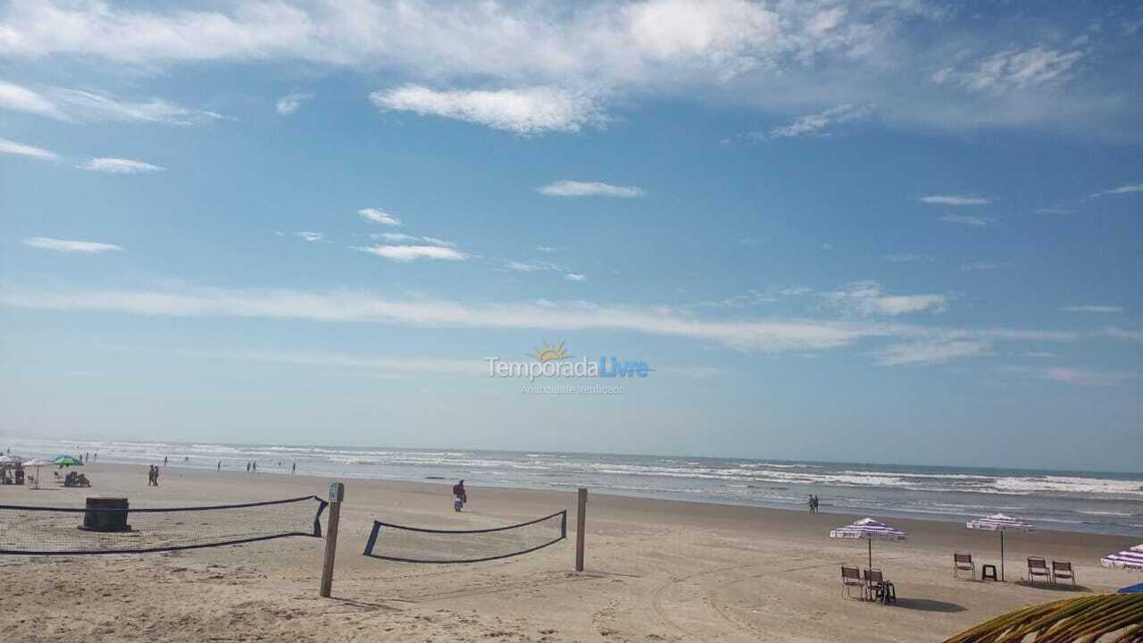 Apartamento para alquiler de vacaciones em Praia Grande (Praia do Caiçara)