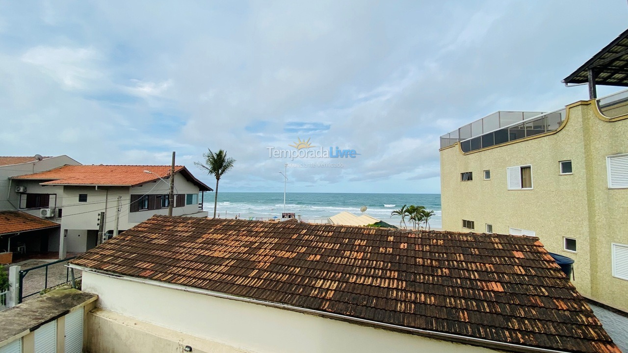 Apartamento para aluguel de temporada em Bombinhas (Praia de Bombas)