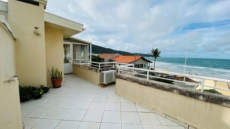 Apartamento para alugar em Bombinhas - Praia de Bombas
