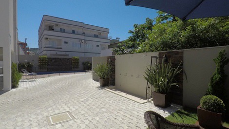 Apt in a gated community for 6 people!