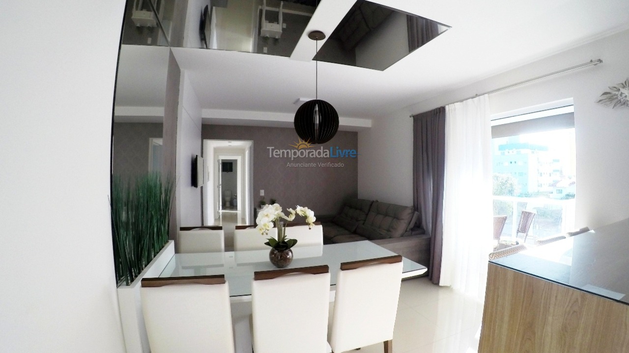 Apartment for vacation rental in Bombinhas (Praia de Bombas)