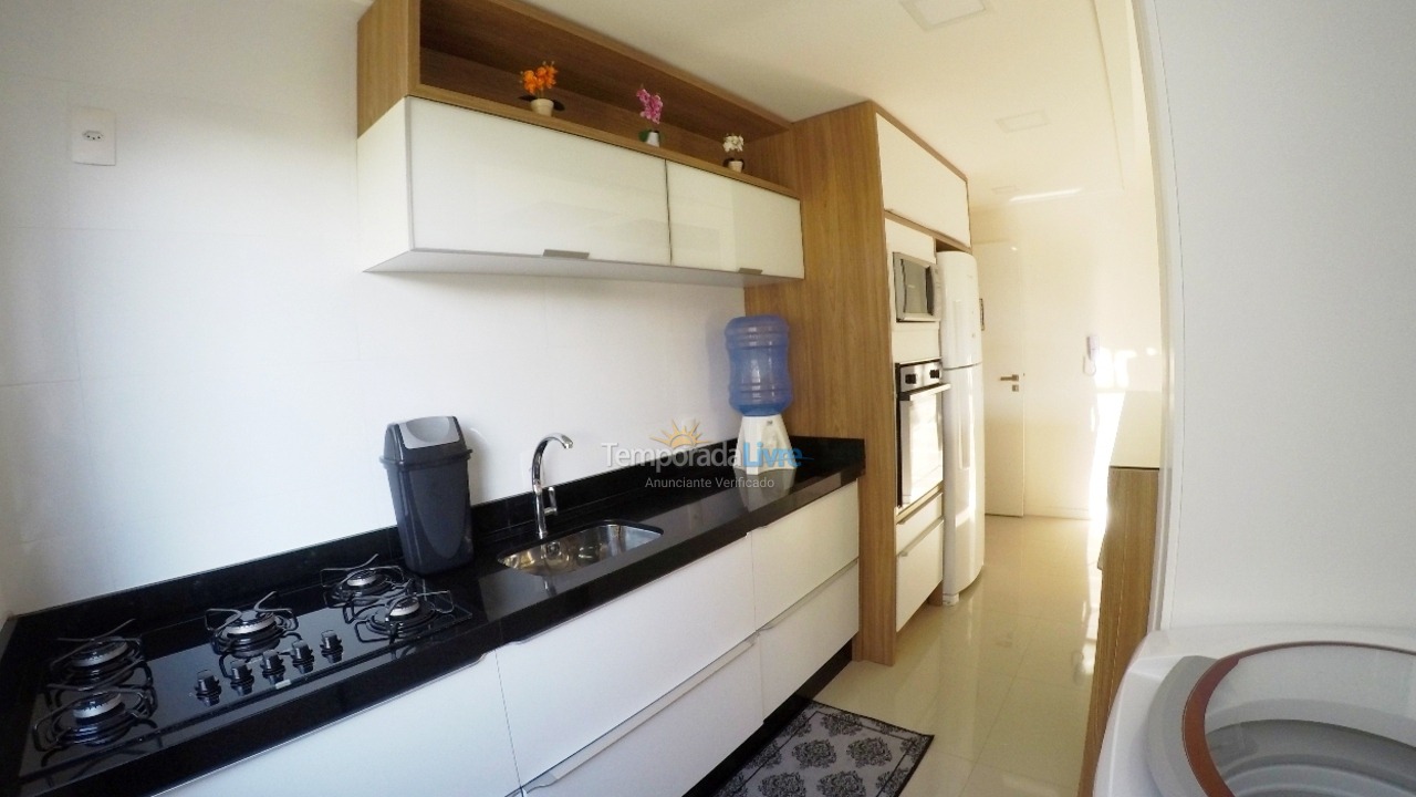 Apartment for vacation rental in Bombinhas (Praia de Bombas)