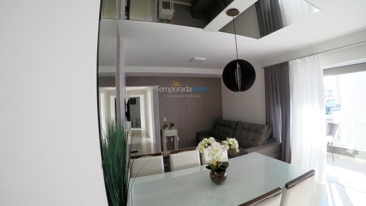 Apartment for vacation rental in Bombinhas (Praia de Bombas)