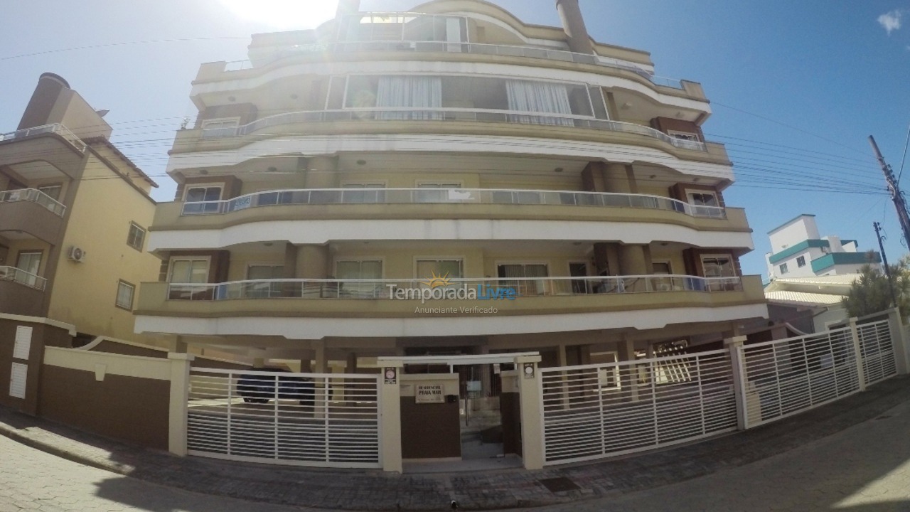 Apartamento para aluguel de temporada em Bombinhas (Praia de Bombas)