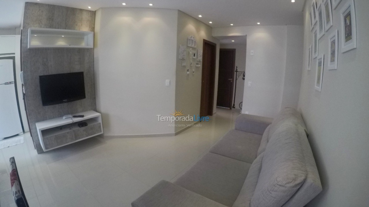 Apartamento para aluguel de temporada em Bombinhas (Praia de Bombas)