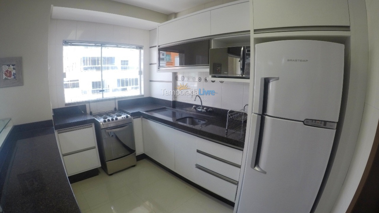 Apartamento para aluguel de temporada em Bombinhas (Praia de Bombas)