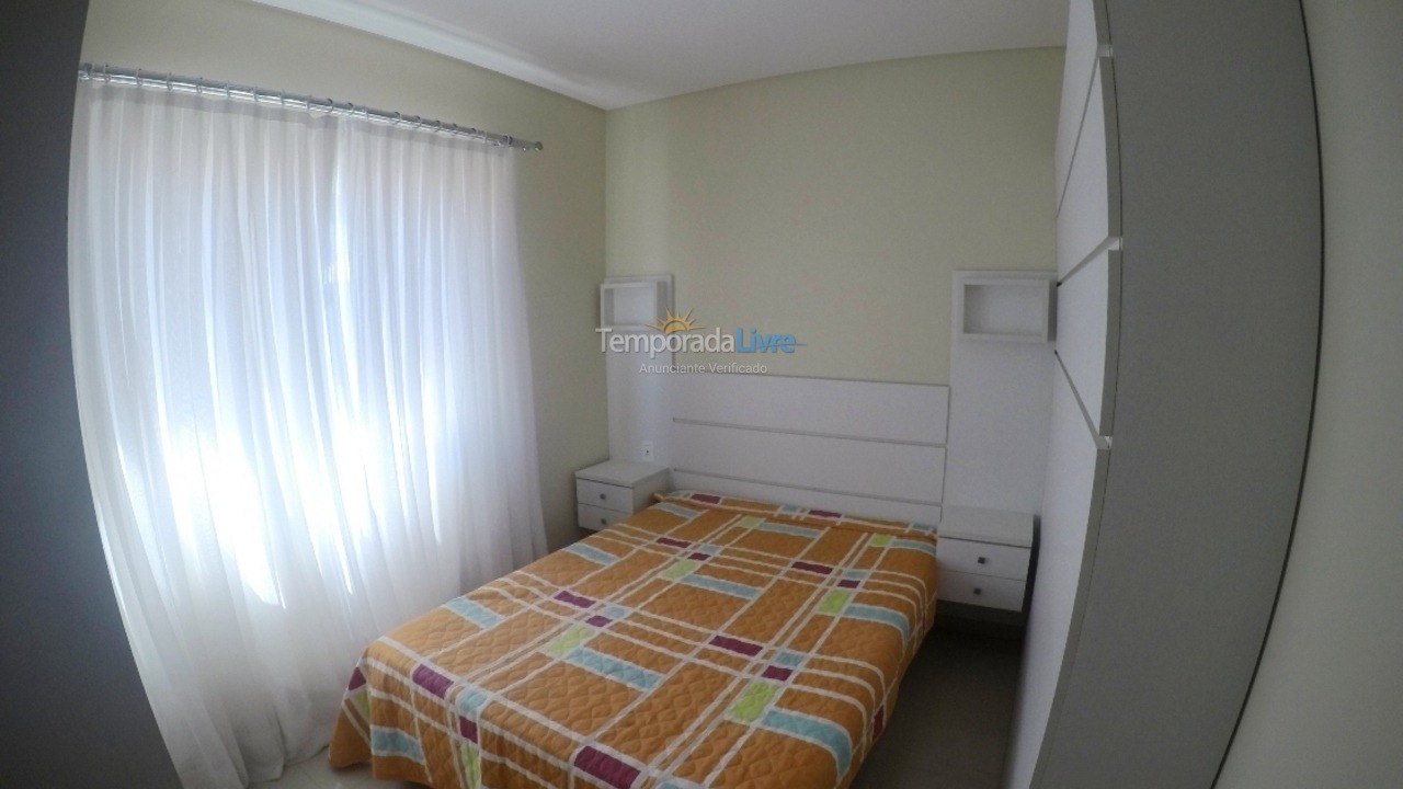 Apartamento para aluguel de temporada em Bombinhas (Praia de Bombas)