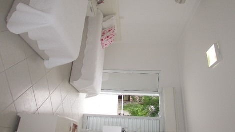 CASA BIEN UBICADA EN PRAIA DA BALEIA