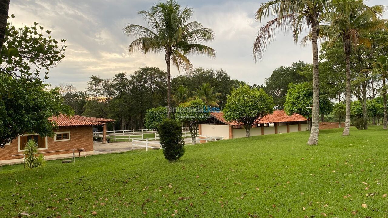 Granja para alquiler de vacaciones em Porto Feliz (área Rural)