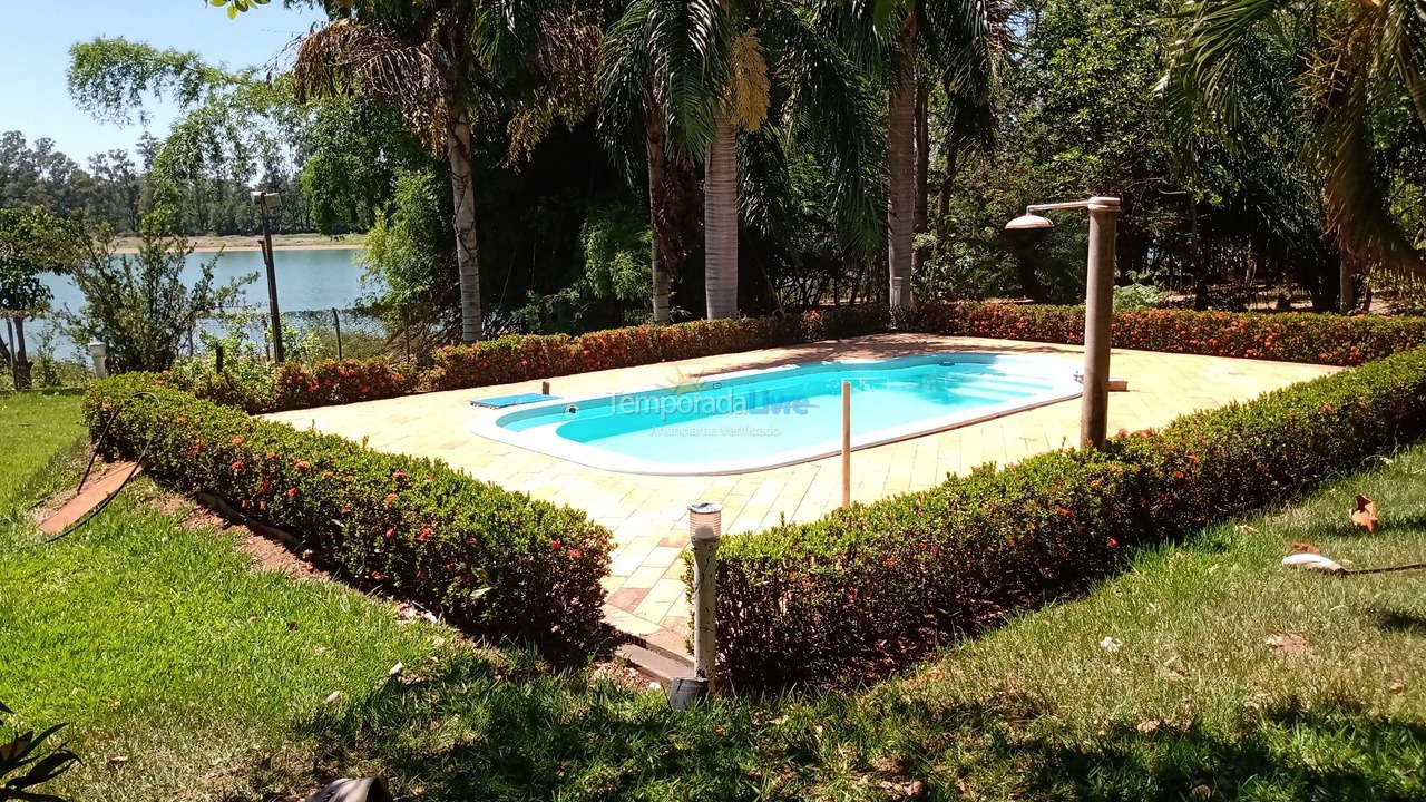 Casa para aluguel de temporada em Promissão (Bairro Bairrerinho)