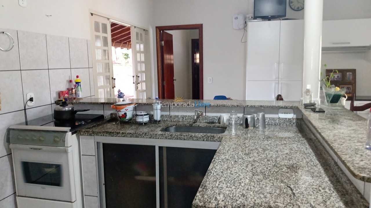 Casa para aluguel de temporada em Promissão (Bairro Bairrerinho)