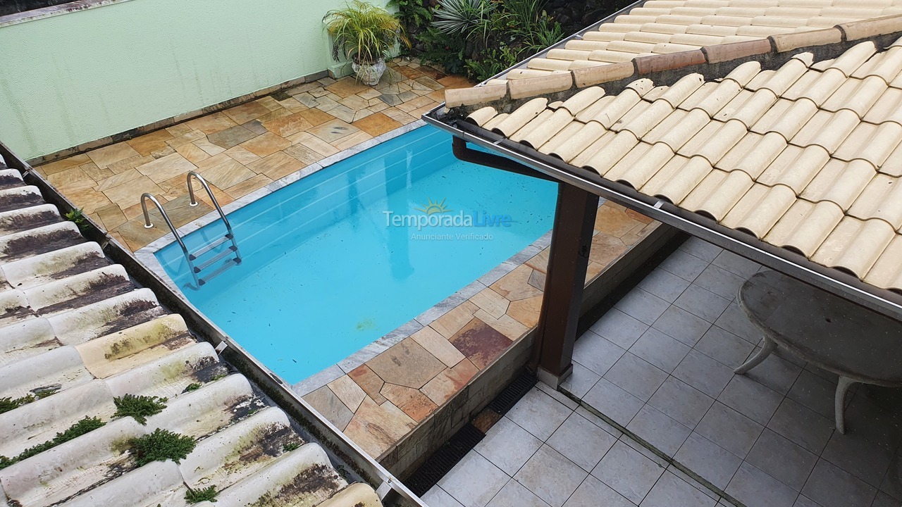 House for vacation rental in Caraguatatuba (Sumare)