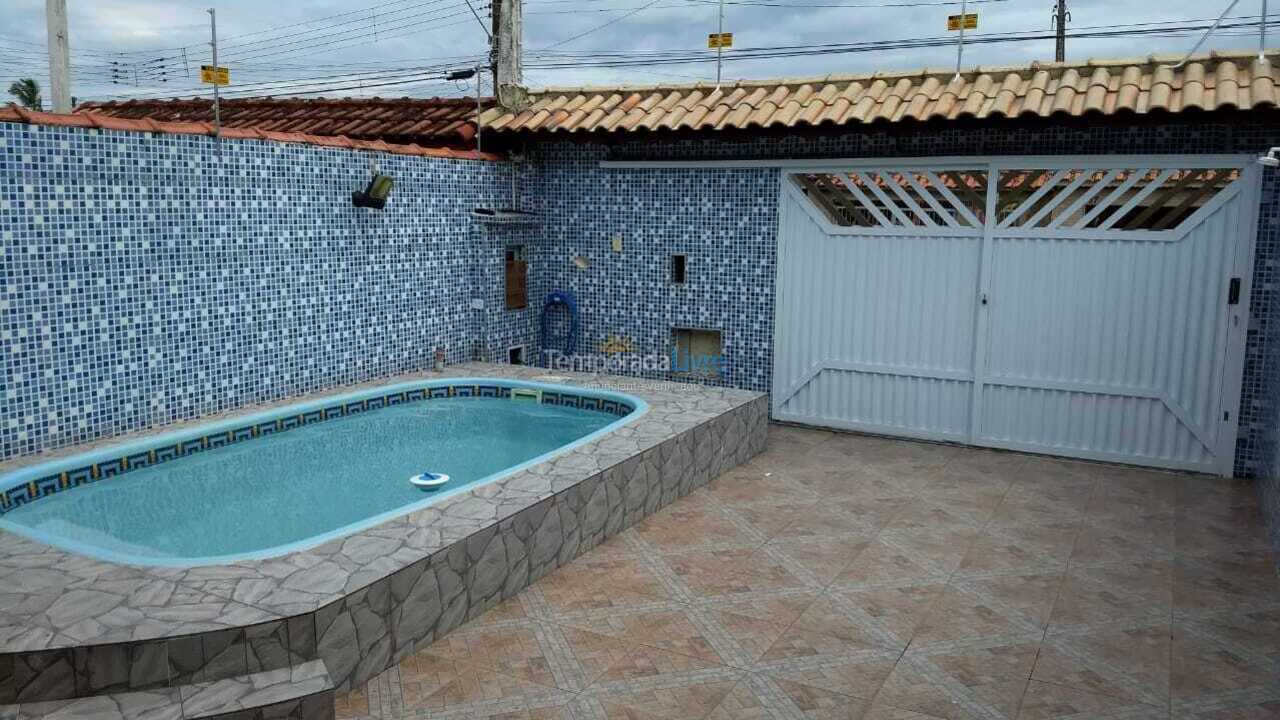 Casa para aluguel de temporada em Mongaguá (Balneario Itaguai)