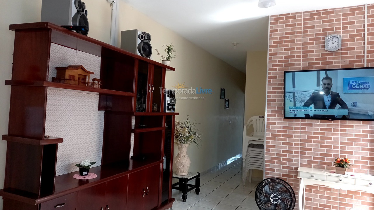 Casa para aluguel de temporada em Mongaguá (Balneario Itaguai)