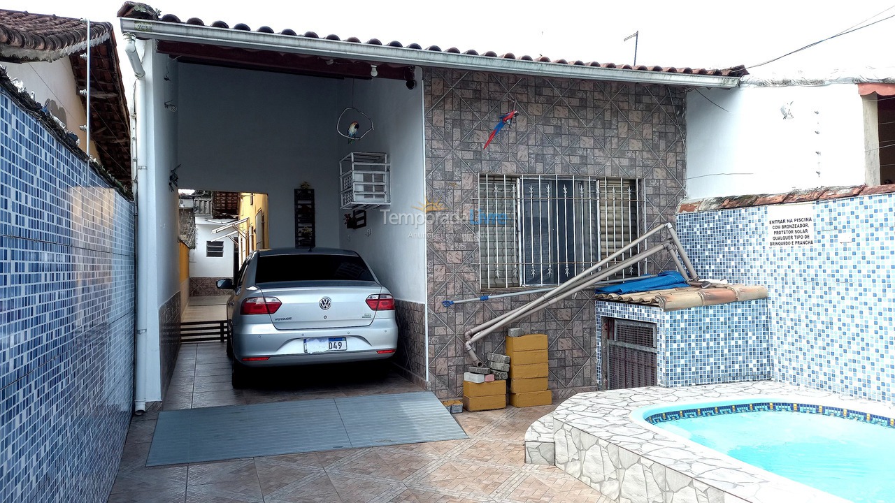 Casa para aluguel de temporada em Mongaguá (Balneario Itaguai)