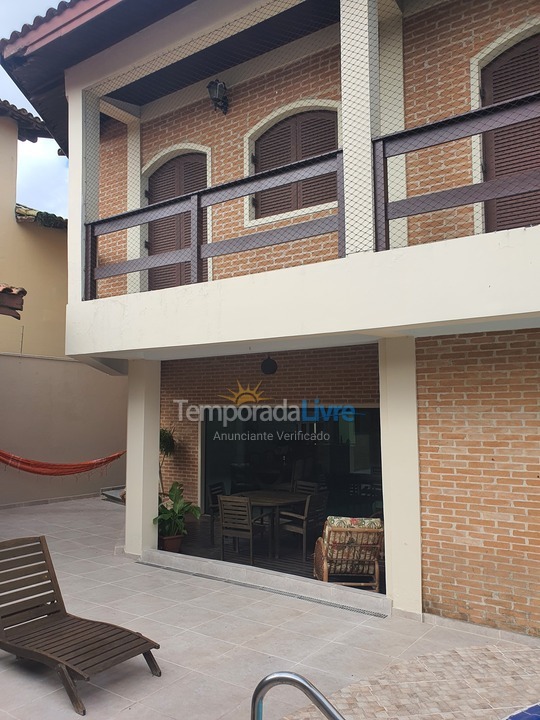 Casa para aluguel de temporada em Guarujá (Enseada)
