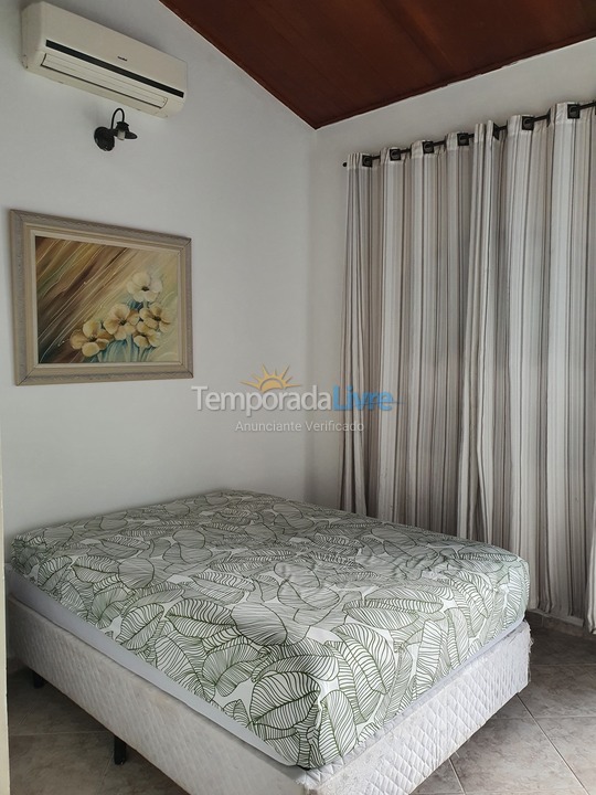 Casa para aluguel de temporada em Guarujá (Enseada)