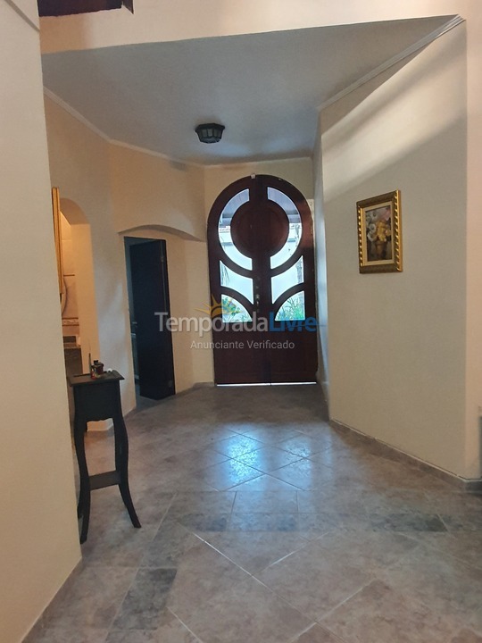 Casa para aluguel de temporada em Guarujá (Enseada)