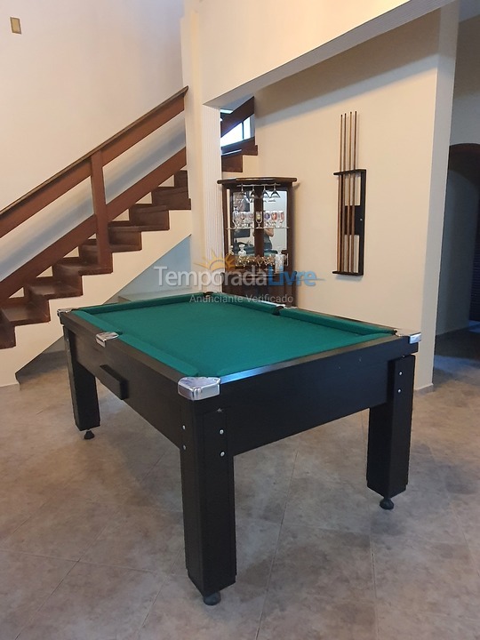 Casa para aluguel de temporada em Guarujá (Enseada)