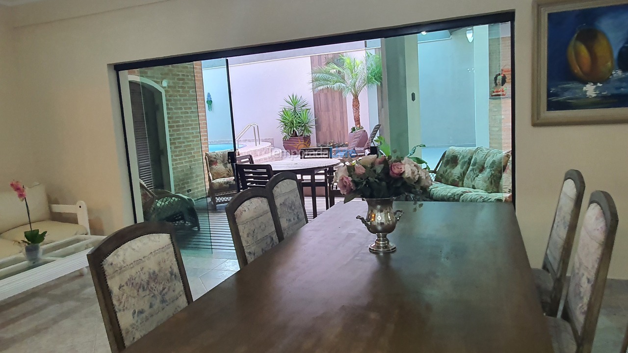 Casa para aluguel de temporada em Guarujá (Enseada)