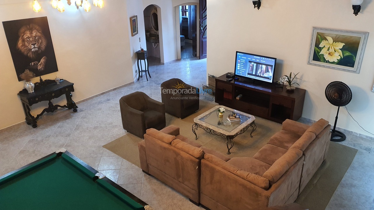 Casa para aluguel de temporada em Guarujá (Enseada)