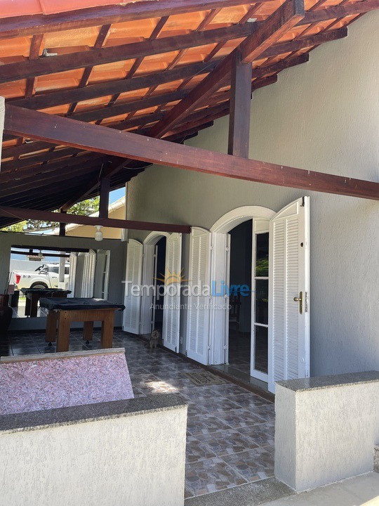 Casa para alquiler de vacaciones em Saquarema (Praia de Itaúna)