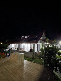 Estupenda casa a 200 metros de la playa de Itaúna