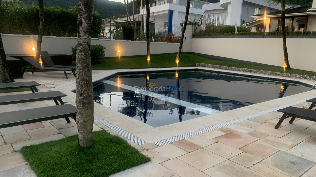 Casa para aluguel de temporada em São Sebastião (Maresias)