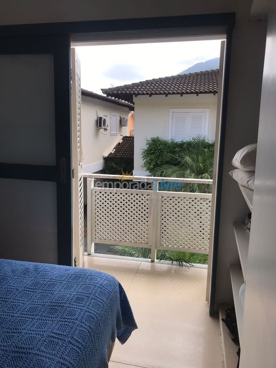 Casa para aluguel de temporada em São Sebastião (Maresias)