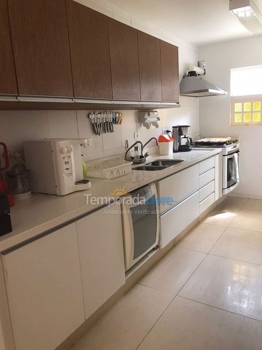 Casa para aluguel de temporada em São Sebastião (Maresias)