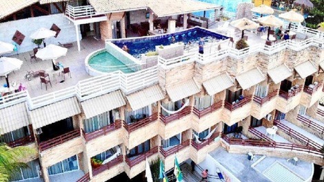 Vista aérea do hotel