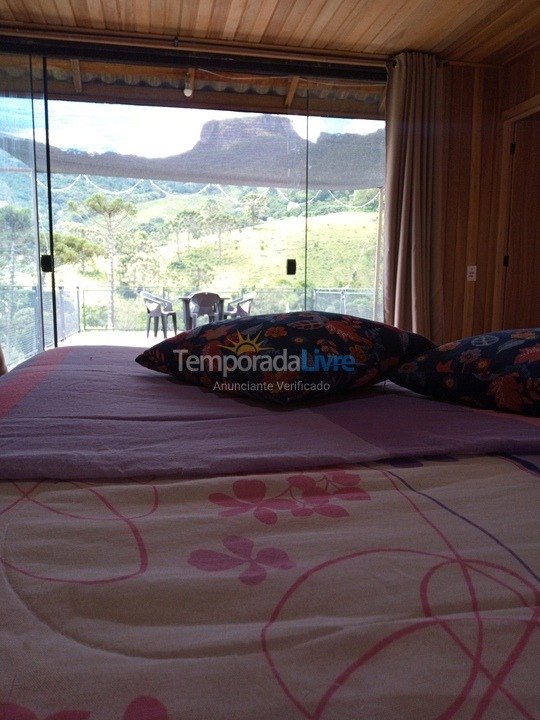 Chácara / sítio para aluguel de temporada em São Bento do Sapucaí (Estrada Municipal José Theotonio Silva)